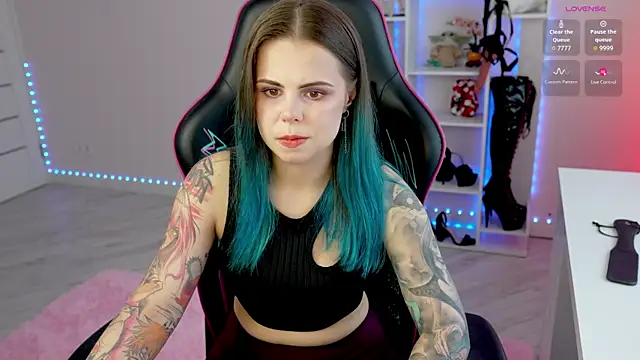 Latex Kitty online show from 22, 5, 2026