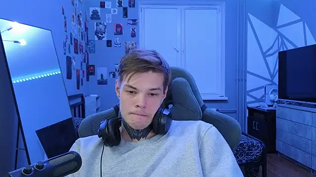 DENIS HERE online show from 1, 3, 2025
