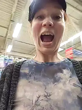 Exhibitionsplit online show from 26, 11, 2025