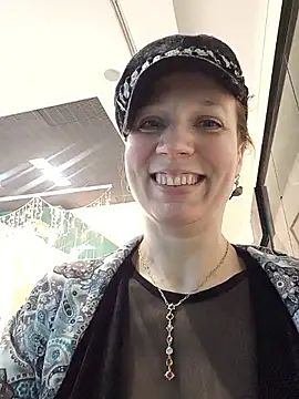 Exhibitionsplit online show from 18, 12, 2025