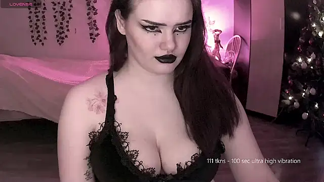 Snapshot of strawberry_elfcat chatting on 13, 12, 2024 strawberry elfcat online show from 13, 12, 2024