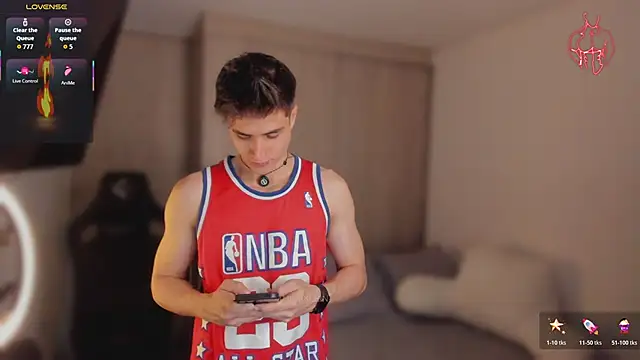 Snapshot of thomklein chatting on 26, 2, 2026 thomklein online show from 26, 2, 2026