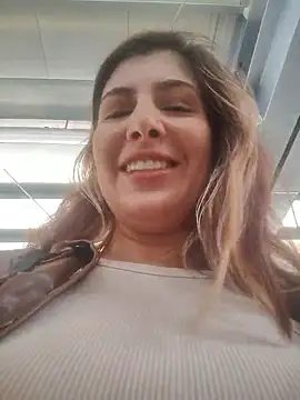 scarlett moore online show from 28, 3, 2026