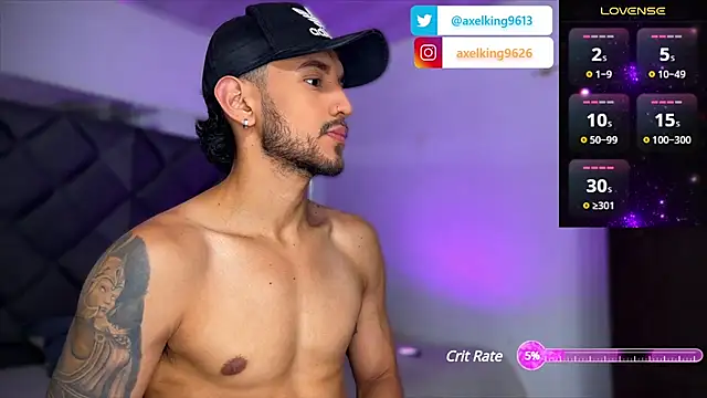 AxelKing1326 online show from 8, 2, 2025