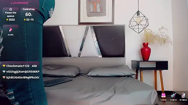 Snapshot of hilary_rodriguez chatting on 11, 2, 2025 hilary rodriguez online show from 11, 2, 2025