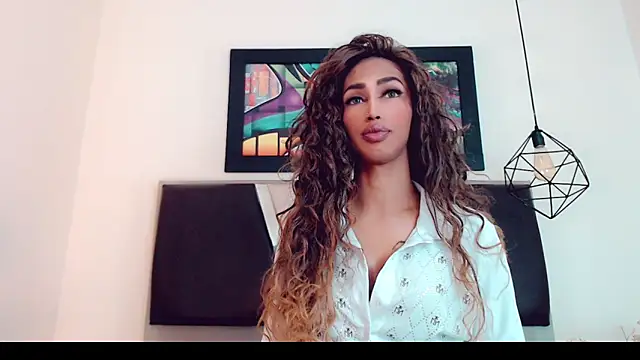 Snapshot of hilary_rodriguez chatting on 16, 12, 2025 hilary rodriguez online show from 16, 12, 2025