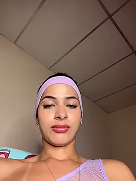 violetta-brown1 online show from 5, 3, 2026