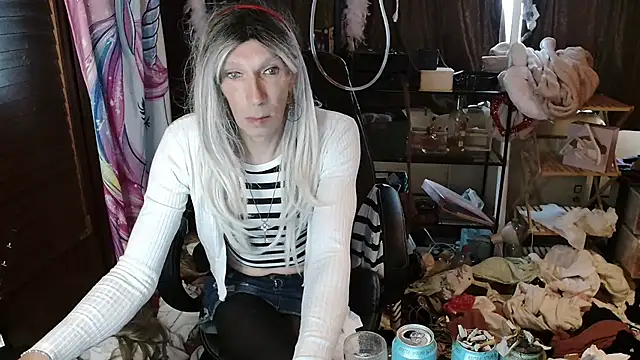 Ombeline1 online show from 12, 10, 2025