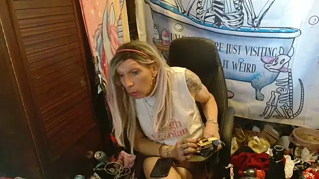 Ombeline1 online show from 1, 4, 2026