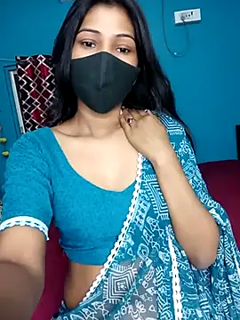 Snapshot of Triha_18 chatting on 9, 3, 2025 Triha 18 online show from 9, 3, 2025
