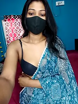 Snapshot of Triha_18 chatting on 13, 3, 2025 Triha 18 online show from 13, 3, 2025