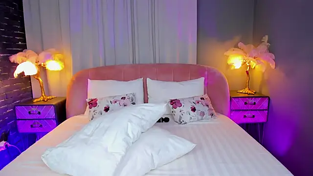 AmedeeaBanks online show from 24, 2, 2026