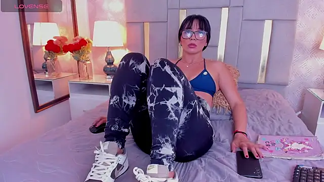 Snapshot of Camilaa_Sanchez_ chatting on 31, 1, 2025 Camilaa Sanchez online show from 31, 1, 2025
