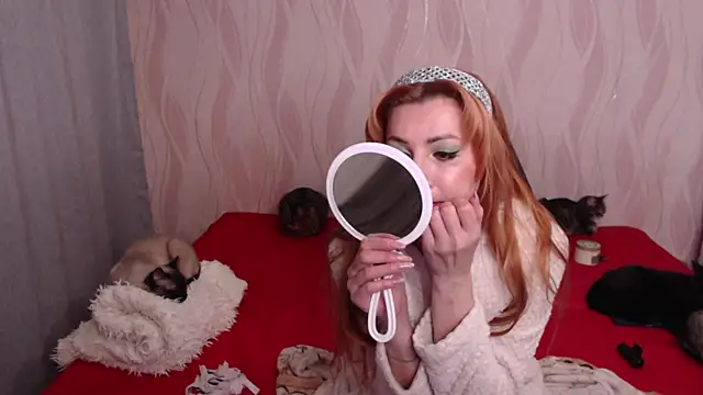 Olivia Winston online show from 15, 12, 2024
