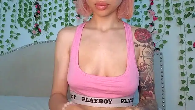 Snapshot of xoxcatt chatting on 11, 7, 2026 xoxcatt online show from 11, 7, 2026