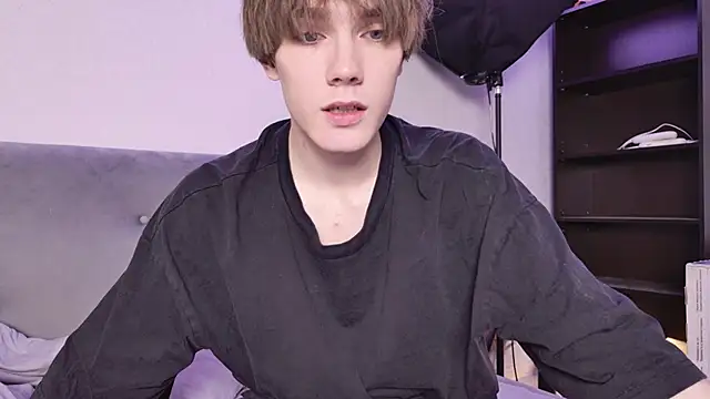 callmenineoneseven online show from 19, 10, 2025