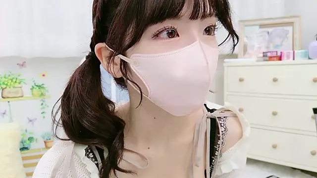 -minami- online show from 7, 10, 2025