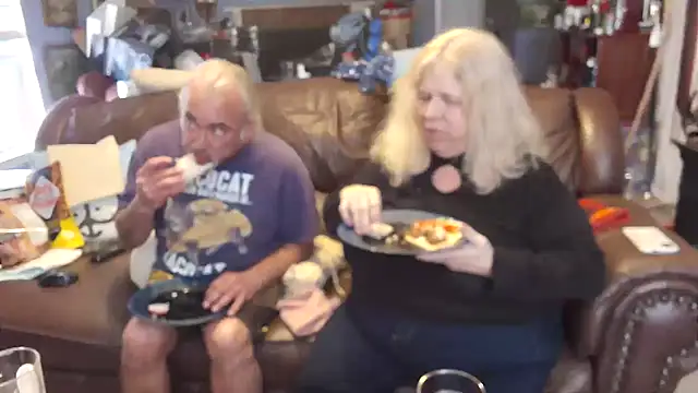 PincheDave4u online show from 4, 3, 2025