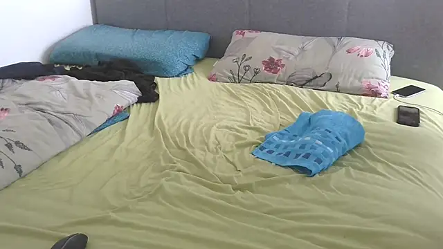 SissyStefanie online show from 18, 7, 2026