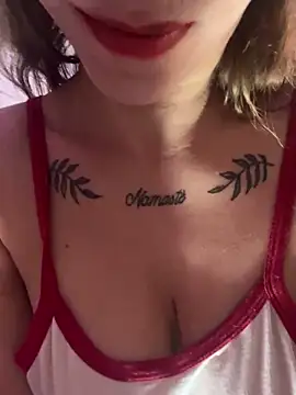 Snapshot of melisabunnny chatting on 23, 2, 2025 melisabunnny online show from 23, 2, 2025