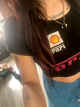 Snapshot of melisabunnny chatting on 1, 11, 2025 melisabunnny online show from 1, 11, 2025