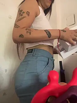 Snapshot of melisabunnny chatting on 7, 11, 2025 melisabunnny online show from 7, 11, 2025