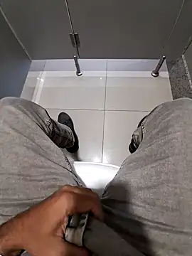 Snapshot of johny_69d@xh chatting on 7, 1, 2025 johny 69dxh online show from 7, 1, 2025