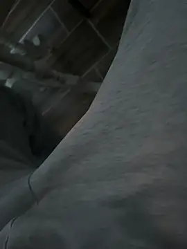 Snapshot of Angarasex chatting on 15, 4, 2026 Angarasex online show from 15, 4, 2026