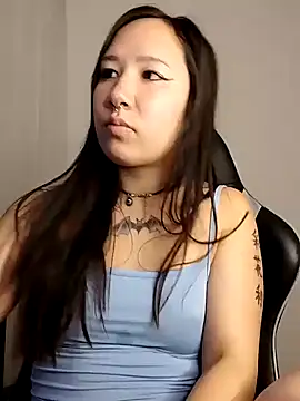 Japabaixinha online show from 16, 1, 2025