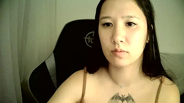 Japabaixinha online show from 15, 3, 2025