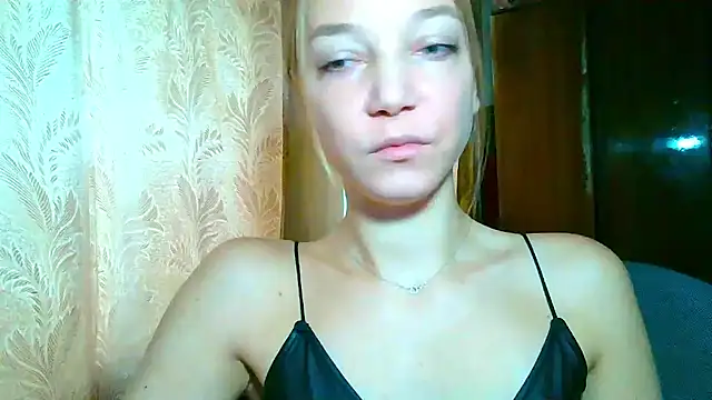 EmillyPlay online show from 26, 11, 2025