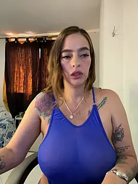 Snapshot of Alessandra_Schmoll chatting on 2, 6, 2026 Alessandra Schmoll online show from 2, 6, 2026