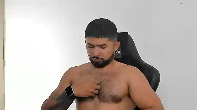 Snapshot of ethaanjones chatting on 29, 12, 2024 ethaanjones online show from 29, 12, 2024