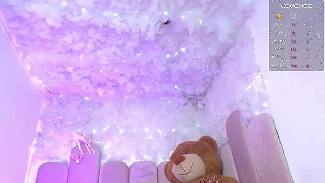 Snapshot of puca_ebony chatting on 14, 11, 2025 puca ebony online show from 14, 11, 2025