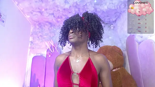 Snapshot of puca_ebony chatting on 18, 12, 2025 puca ebony online show from 18, 12, 2025