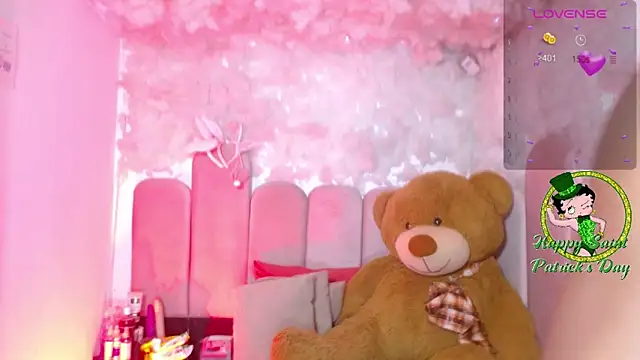 Snapshot of puca_ebony chatting on 17, 3, 2026 puca ebony online show from 17, 3, 2026