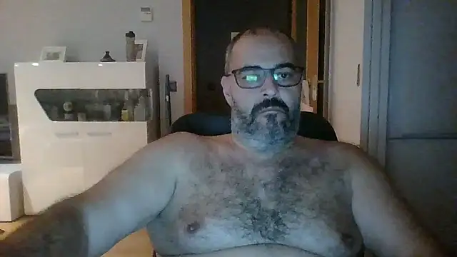 Snapshot of templar2303 chatting on 29, 10, 2025 templar2303 online show from 29, 10, 2025