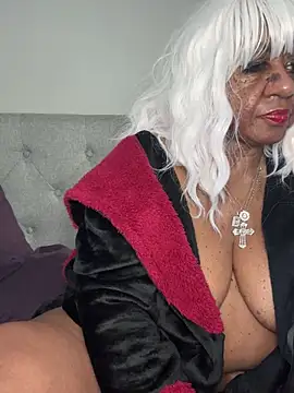 BreanaDivine online show from 17, 3, 2025