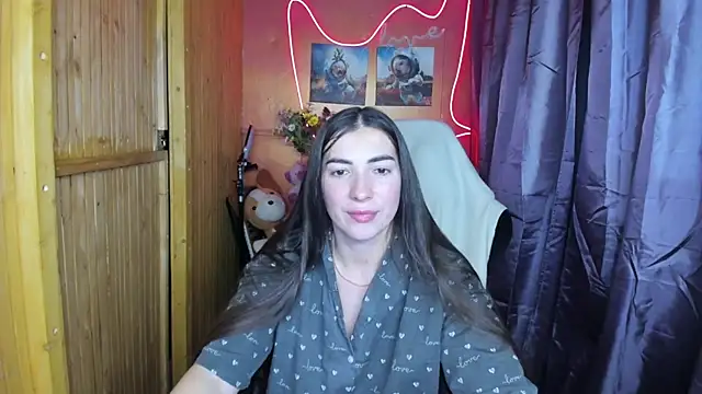 Snapshot of Fiery_Brunette_ chatting on 25, 12, 2024 Fiery Brunette  online show from 25, 12, 2024