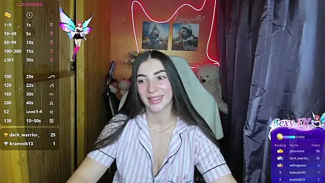 Snapshot of Fiery_Brunette_ chatting on 5, 1, 2025 Fiery Brunette  online show from 5, 1, 2025