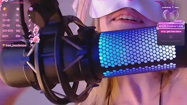 Snapshot of Sydney_Swan chatting on 21, 2, 2025 Sydney Swan online show from 21, 2, 2025