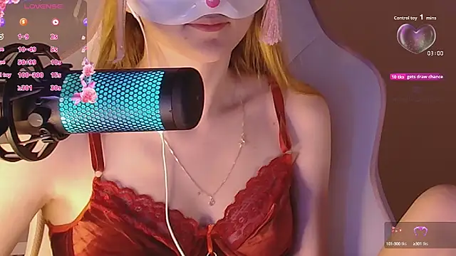 Snapshot of Sydney_Swan chatting on 2, 10, 2025 Sydney Swan online show from 2, 10, 2025