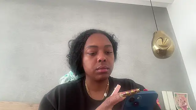 Snapshot of ChocolateCakeQueen chatting on 21, 4, 2026 ChocolateCakeQueen online show from 21, 4, 2026