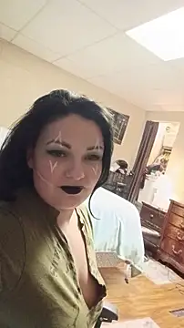 Snapshot of katsmeow710 chatting on 24, 11, 2025 katsmeow710 online show from 24, 11, 2025