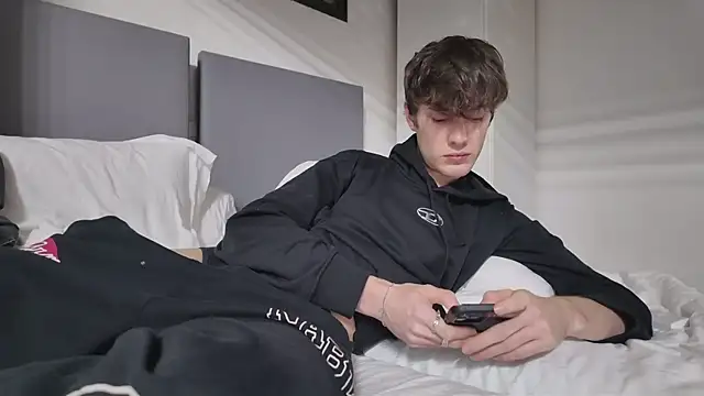 twinkyjd  online show from 5, 11, 2025