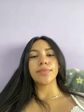 Snapshot of hannahb-e chatting on 9, 1, 2025 hannahb-e online show from 9, 1, 2025