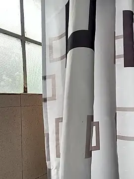 Snapshot of hannahb-e chatting on 15, 1, 2026 hannahb-e online show from 15, 1, 2026