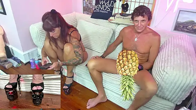Snapshot of sexyandjagundo chatting on 14, 6, 2026 sexyandjagundo online show from 14, 6, 2026