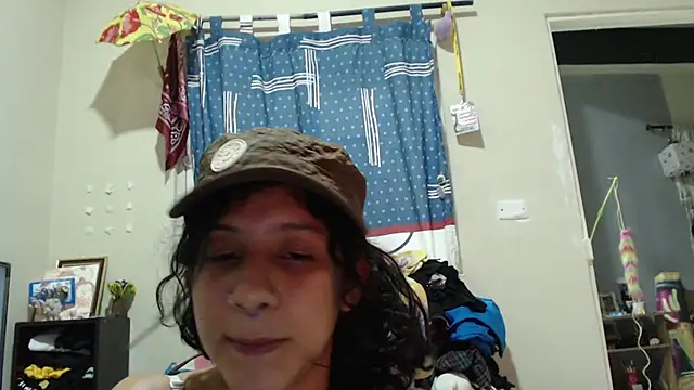 AlinaWoolf  online show from 11, 5, 2026