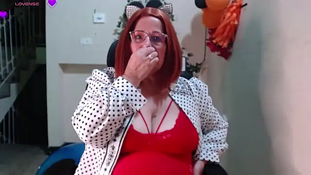 Snapshot of _samara chatting on 15, 10, 2025 samara online show from 15, 10, 2025